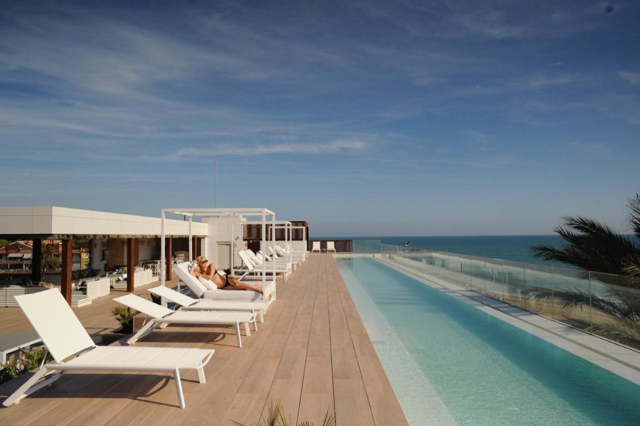 Hotel Playa Grande By Tropical - Adults Only Gavà Exterior foto